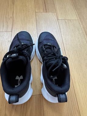 Under Armour Big Boy Black and White Athletic Sneakers